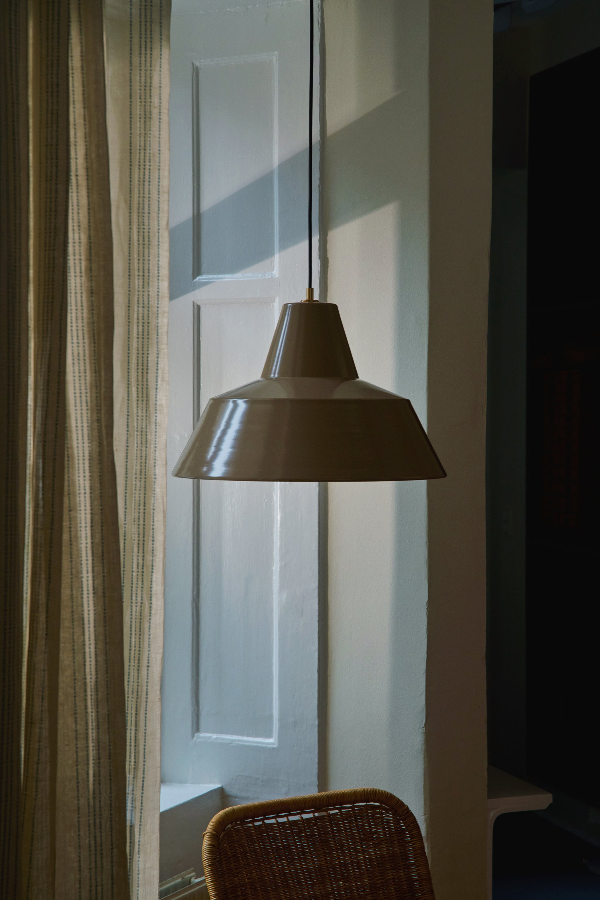 WORKSHOP LAMP Chocolate Brown – 75th Anniversary Limited