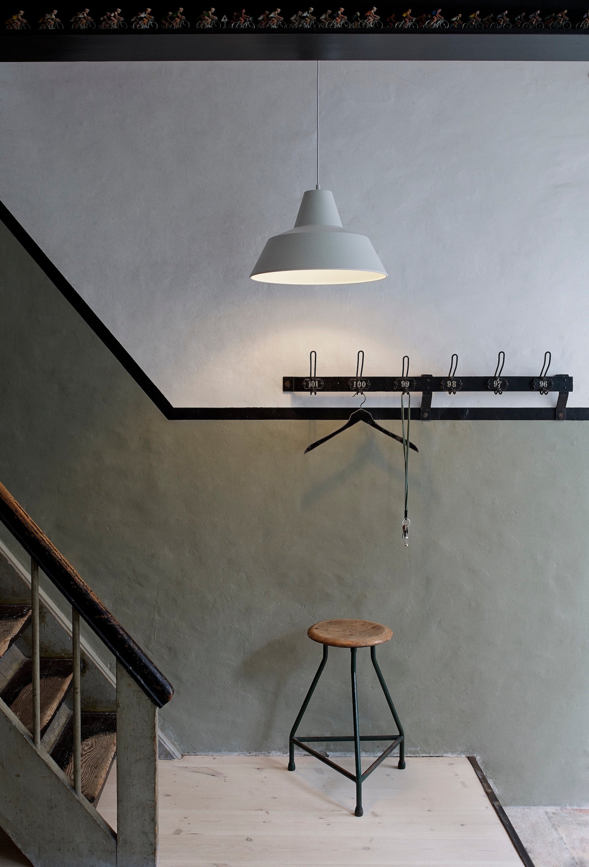 WORKSHOP LAMP Matte White